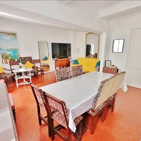 Familial - 7pers- Hyères-centre Appartement