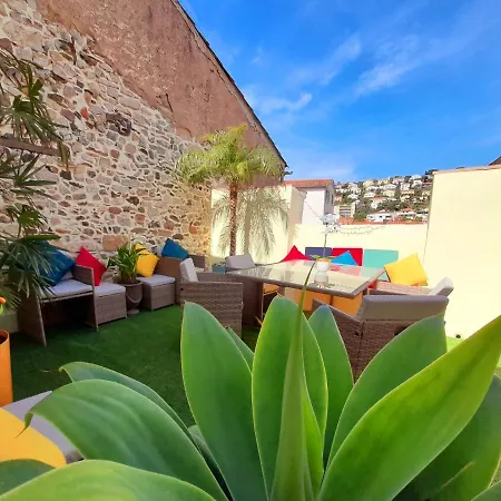 Familial - 7pers- Hyeres-centre Апартаменты Йер