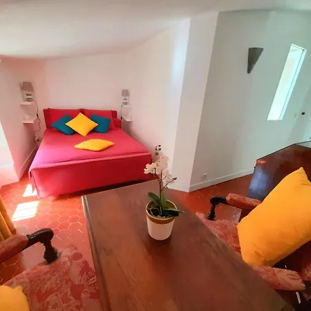 Familial - 7pers- Hyeres-centre Апартаменты