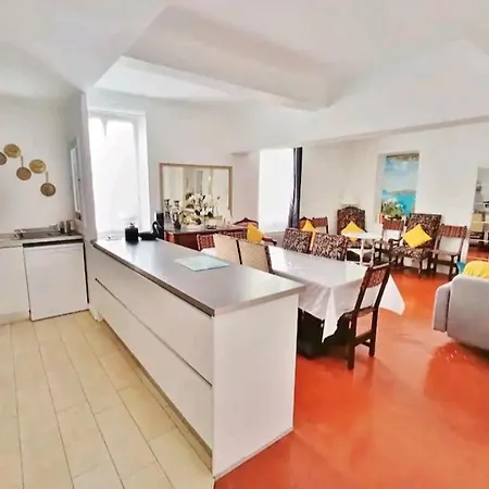 Familial - 7pers- Hyères-centre *