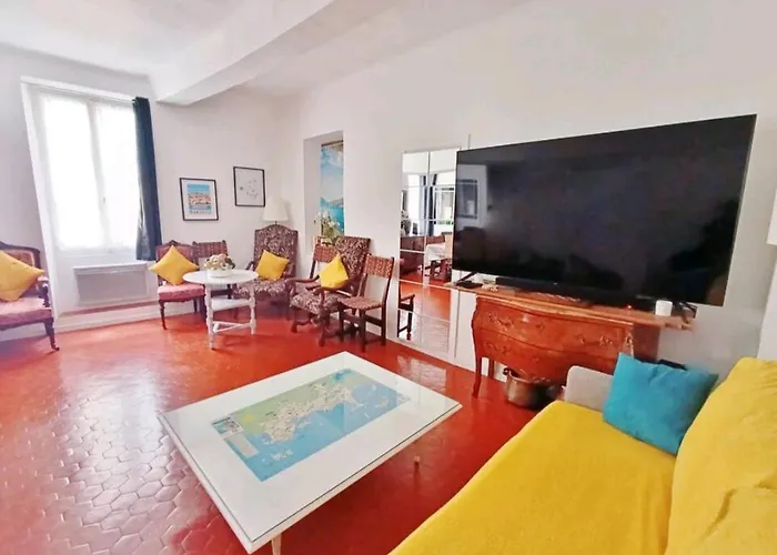 Familial - 7pers- Hyères-centre Appartamento *