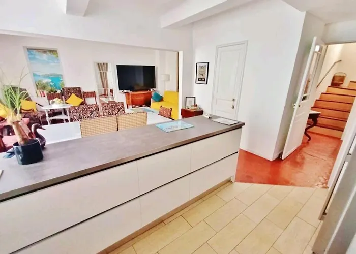 Familial - 7pers- Hyères-centre Hyères