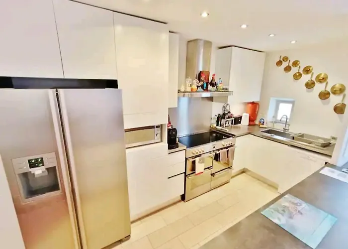 Familial - 7pers- Hyères-centre *